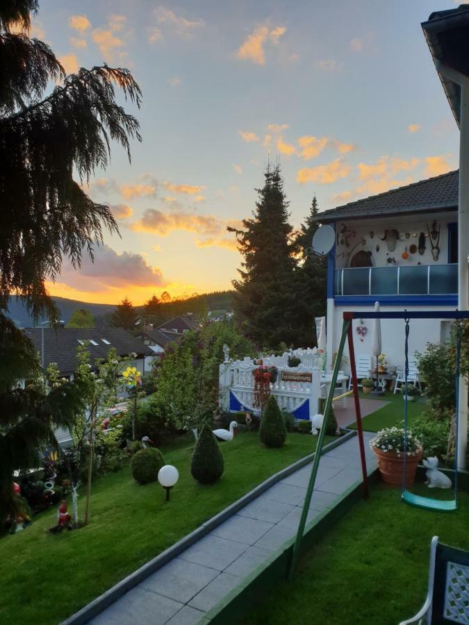 Ferienhaus Haus Herzog ティティゼー・ノイシュタット エクステリア 写真